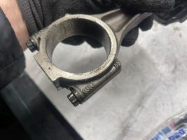 Volkswagen PASSAT B6 Piston avec bielle 038L