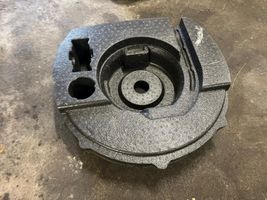 Nissan Qashqai+2 Rivestimento vano della ruota di scorta 849A7EY00A