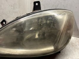 Mercedes-Benz Vito Viano W639 Lampa przednia 24670300L