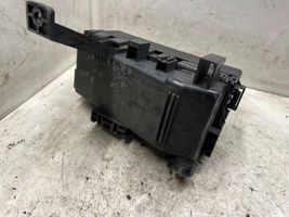 Nissan Pathfinder R51 Module de fusibles 63564197