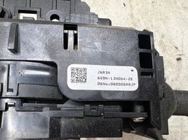 Land Rover Freelander 2 - LR2 Pyyhkimen/suuntavilkun vipukytkin 6G9N13N064ZE