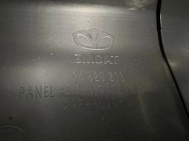 Opel Antara Poszycie klapy tylnej bagażnika i inne elementy 96820211