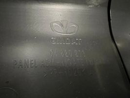 Opel Antara Takaluukun alaosan verhoilu 96820211