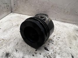 Volkswagen Golf VII Piston avec bielle 10NV5