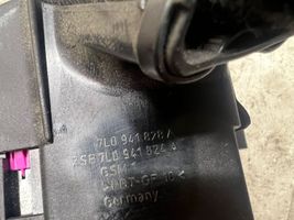 Volkswagen Touareg I Saugiklių blokas 7L0941828A