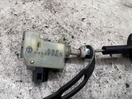 Volkswagen Touareg I Verrouillage du bouchon du réservoir de carburant 1K5959782