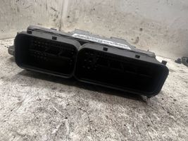 Opel Antara Unité de commande, module ECU de moteur 96858577