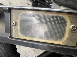 KIA Sorento Lampa oświetlenia tylnej tablicy rejestracyjnej 925003E0