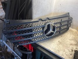 Mercedes-Benz Vito Viano W639 Etusäleikkö A639880016