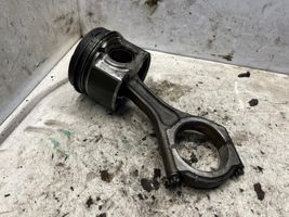 Subaru Outback Piston avec bielle 