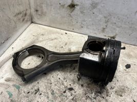 Subaru Outback Piston avec bielle 