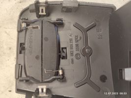 Audi A5 8T 8F Kita panelės detalė 8K2905219A