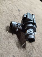 Audi A5 8T 8F Pompe à eau de liquide de refroidissement 06H121601N