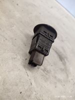 Renault Megane II Passenger airbag on/off switch 8200169589B