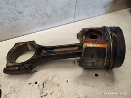 Renault Trafic II (X83) Piston avec bielle 