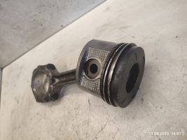 Nissan Navara D22 Piston avec bielle 