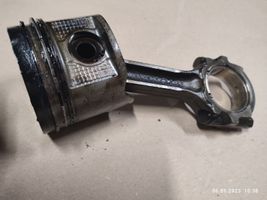 Nissan Navara D22 Piston avec bielle 