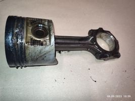 Nissan Navara D22 Piston avec bielle 