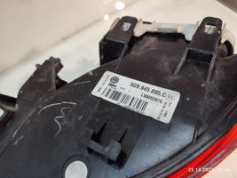 Volkswagen Golf V Lampa tylna 5G9945095C