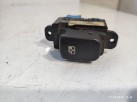 KIA Carens II Electric window control switch 