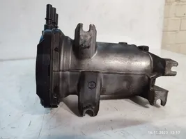 Peugeot 607 Boîtier de filtre à carburant 6650473120