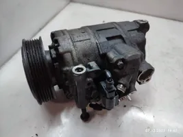 Volkswagen Touareg II Ilmastointilaitteen kompressorin pumppu (A/C) 7P0820803N