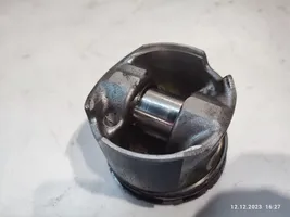 Audi A5 8T 8F Piston 