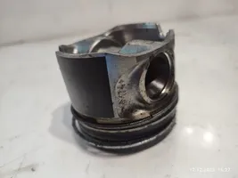 Audi A5 8T 8F Piston 