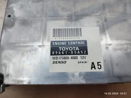 Toyota Avensis T250 Centralina/modulo del motore 8966105A52