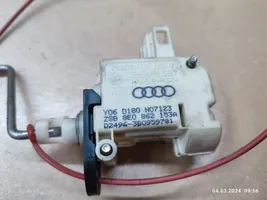 Audi A4 S4 B7 8E 8H Central locking motor 8E0862153A