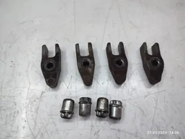 Honda Civic IX Support de pince d'injecteur de carburant 