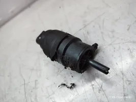 Audi A6 S6 C7 4G Tuulilasi tuulilasinpesimen pumppu 8K5955647