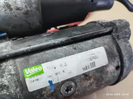 Volkswagen PASSAT B7 Starter motor 02E911023Q