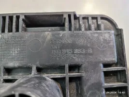 Volkswagen Touran I Vassoio scatola della batteria 1K0915333B