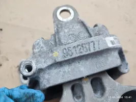 Opel Mokka Supporto di montaggio del motore 95128777