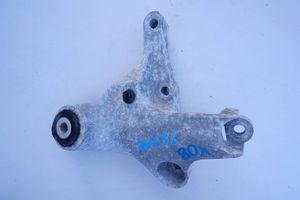 Mercedes-Benz A W176 Support, suspension du moteur A2462401309