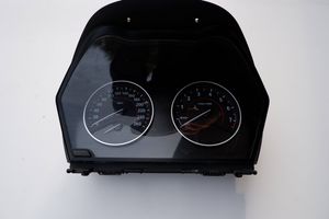 BMW 1 F20 F21 Speedometer (instrument cluster) 9295821