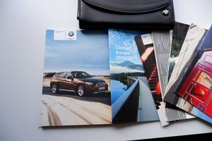 BMW X1 E84 Książka serwisowa 