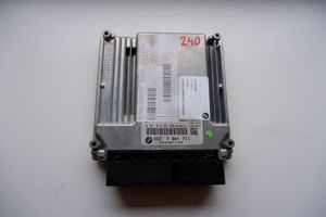 BMW 5 E60 E61 Unité de commande, module ECU de moteur 7801711