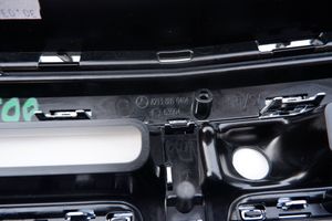 Mercedes-Benz E AMG W213 Griglia superiore del radiatore paraurti anteriore A2138800404