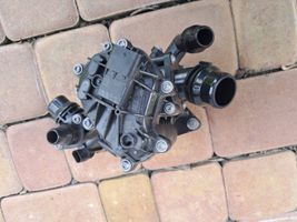 BMW X1 F48 F49 Termostaatin kotelo 8631943