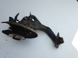 BMW X1 F48 F49 Pivot de moyeu arrière 6898964