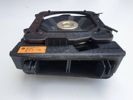 BMW X1 F48 F49 Subwoofer-bassokaiutin 9256350