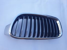 BMW 3 F30 F35 F31 Front grill 7255411