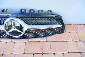 Mercedes-Benz CLA C118 X118 Grille calandre supérieure de pare-chocs avant A1188880000