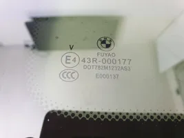 BMW 2 F46 Заднее боковое стекло кузова 7398757