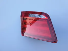 BMW M5 Lampy tylnej klapy bagażnika 7203225