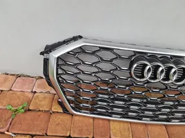 Audi Q3 F3 Etupuskurin ylempi jäähdytinsäleikkö 83F853651B