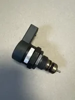 BMW 5 E60 E61 Sensor de presión de combustible 0281002481