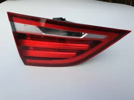 BMW 2 F46 Lampy tylnej klapy bagażnika 7329791